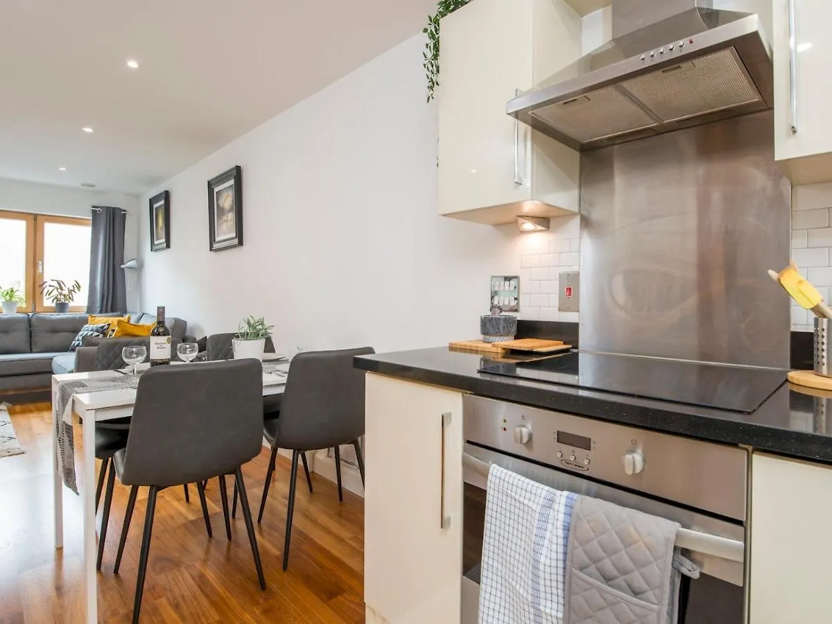 Pass The Keys Spacious 1 Bedroom Apartment In Heart Of The City Cardiff 0*,  United Kingdom