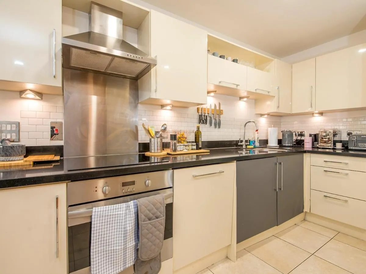 Pass The Keys Spacious 1 Bedroom Apartment In Heart Of The City Cardiff 0*,  United Kingdom